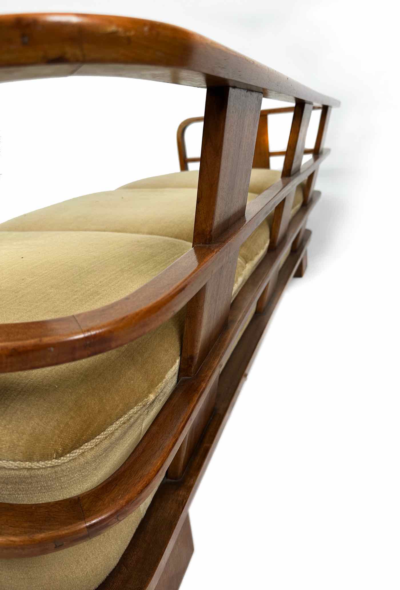 Lajos-Kozmas-3er-Sofa Seite hoich